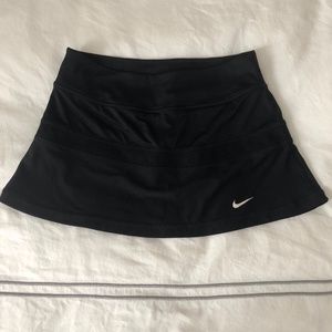 NIKE Dri-Fit Black Skirt Skort Tennis Nike NWOT